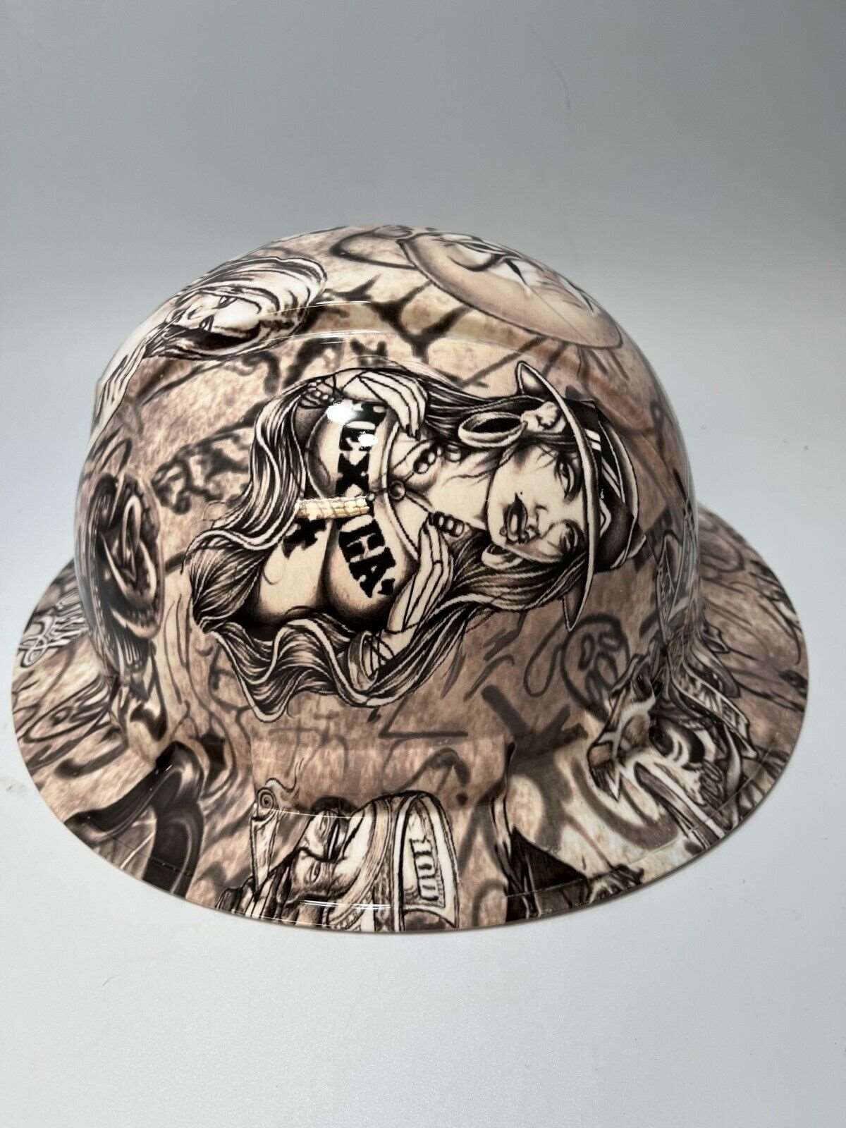 Bad ass hardhat with a hydro dipped skull design