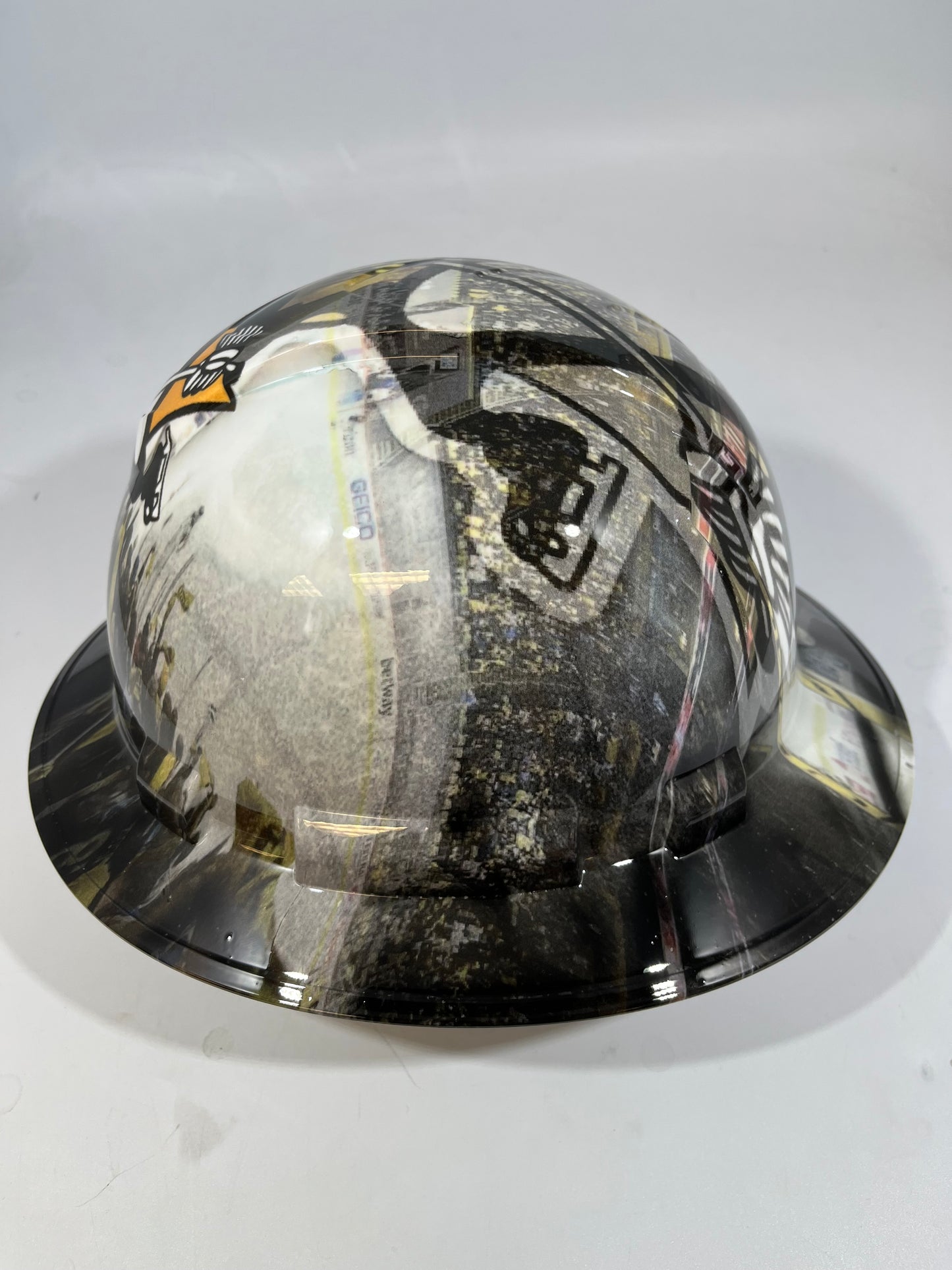 Full Brim Hard Hat Hydro Dipped PITTSBURG PENGUINS