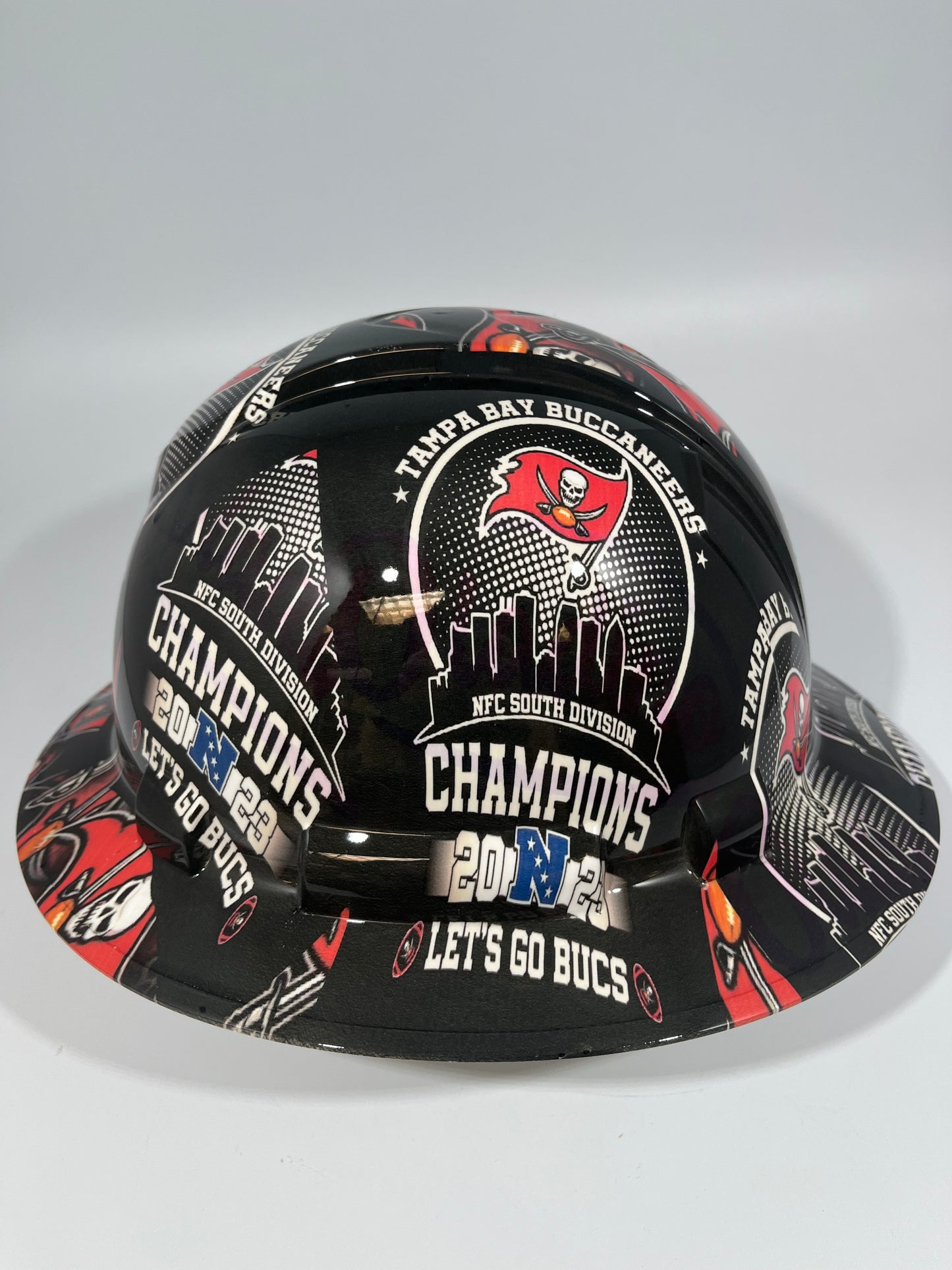 Full Brim Hard Hat Custom Hydro Dipped TAMPA BAY BUCCANEERS NFC SOUTH CHAMPS