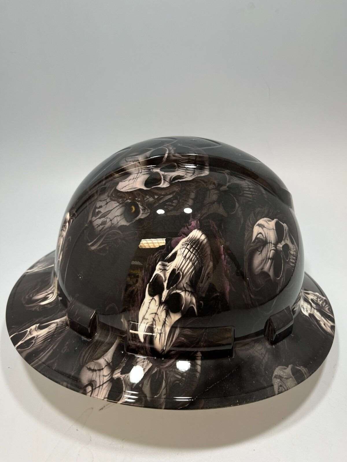 Bad ass hardhat with a hydro dipped skull design