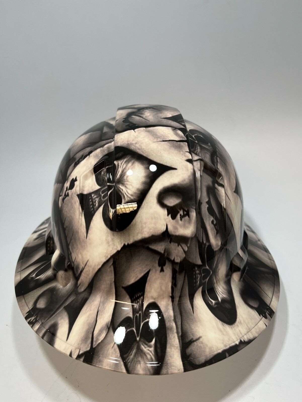 Bad ass hardhat with a hydro dipped skull design