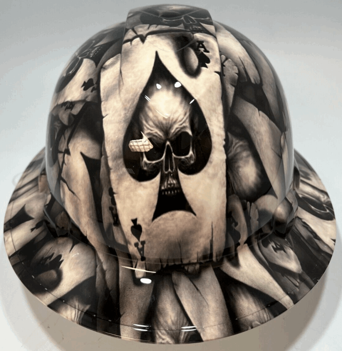 Bad ass hardhat with a hydro dipped skull design