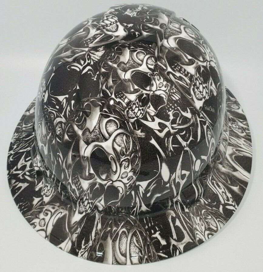 Bad ass hardhat with a hydro dipped skull design