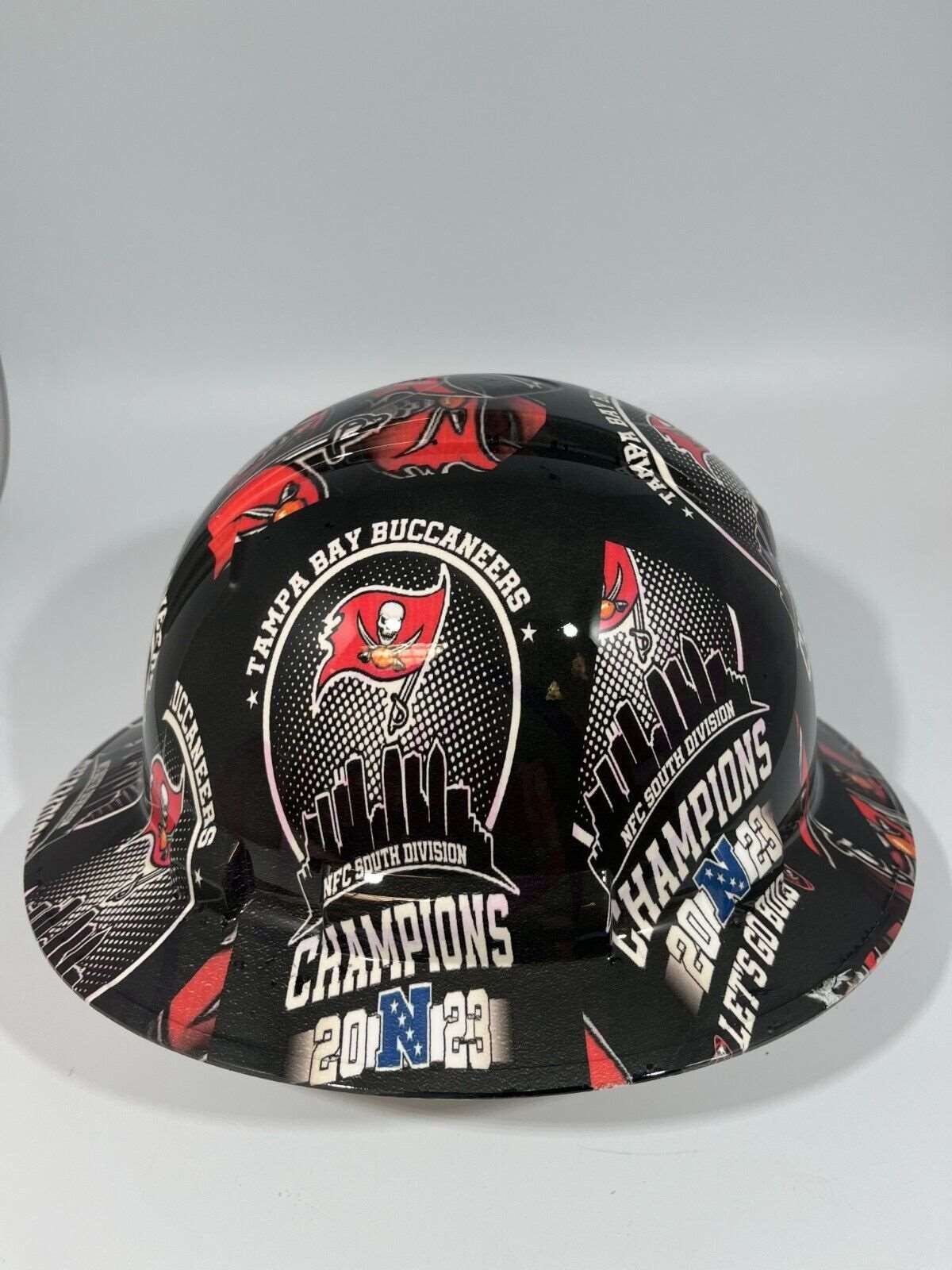 Badass hard hat with a Hydro dipped team design 