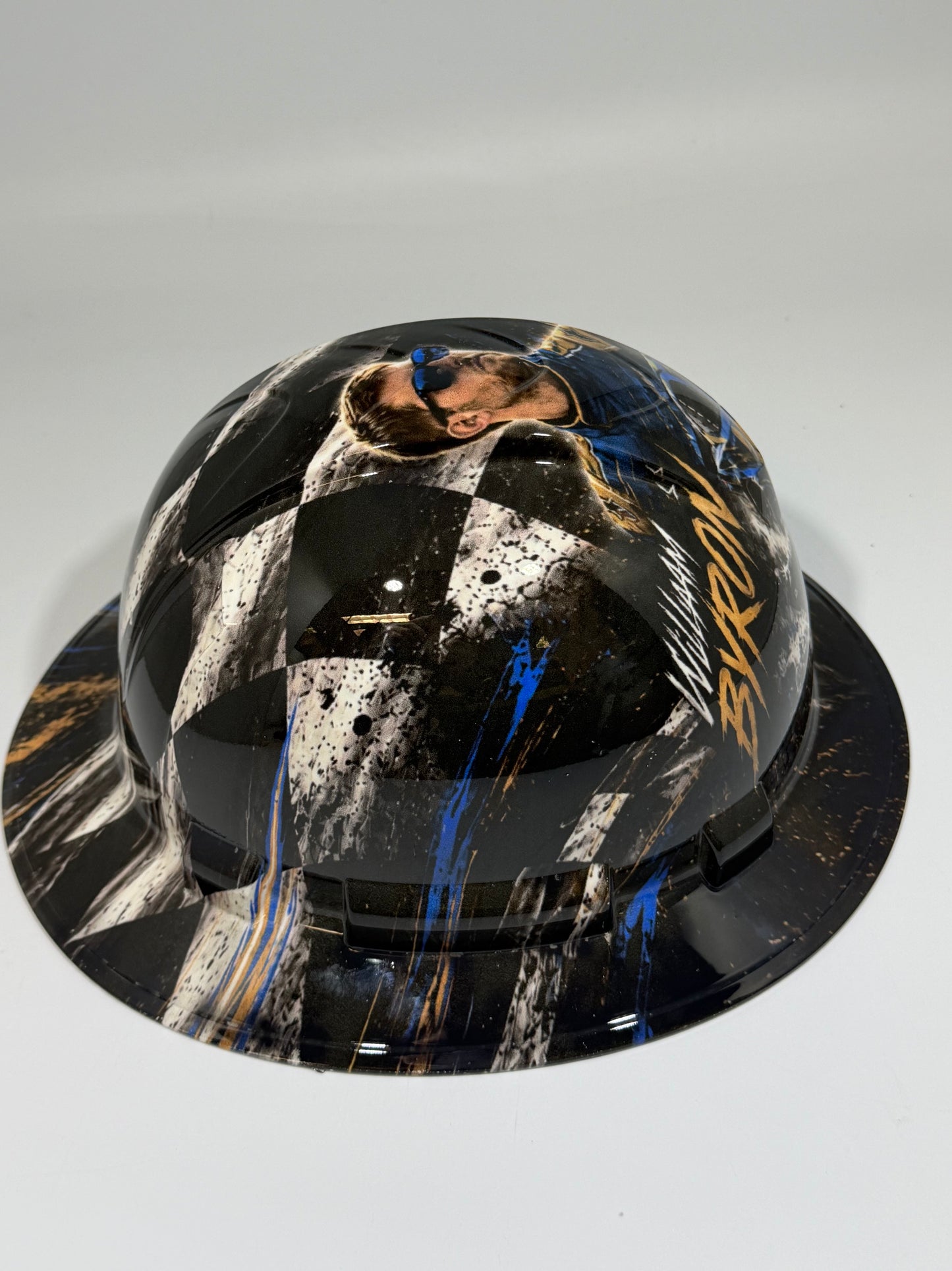 #24 WILLIAM BYRON Full Brim Hard Hat